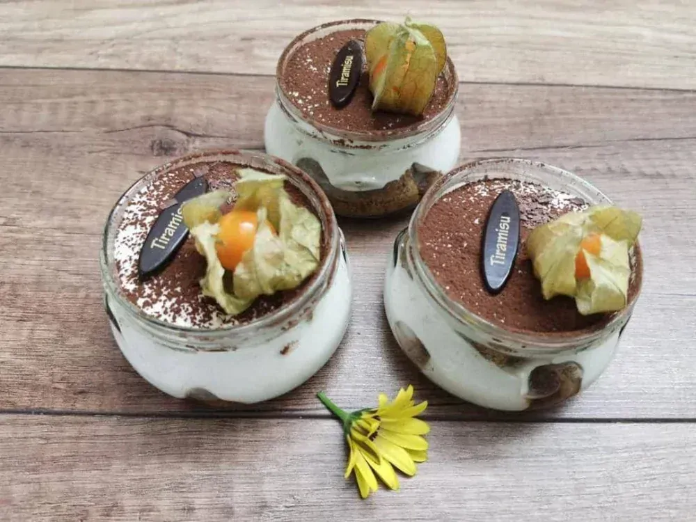 02452 - TIRAMISU tmavé 3,8x1,2cm 300ks